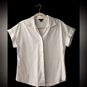 The Limited Women’s Classic White Top